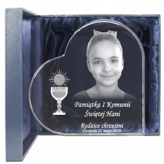 Suvenír na spoločenstvo od krstnej matky pre dievča